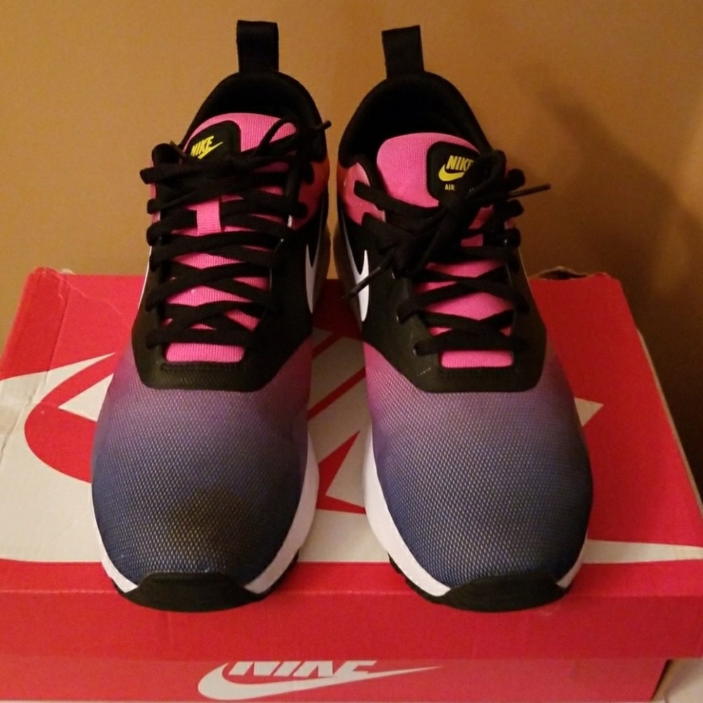 Nike Air Max Tavas SD